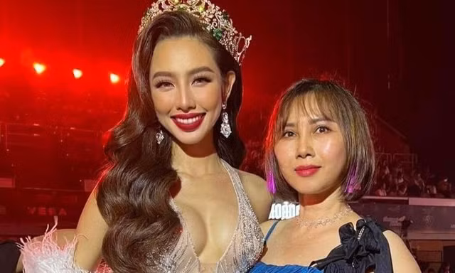 Mẹ Hoa hậu Thùy Tiên: 'Tôi không hề bỏ rơi con gái'