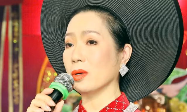 NSND Trịnh Kim Chi và nhiều nghệ sĩ ủng hộ người dân vùng lũ