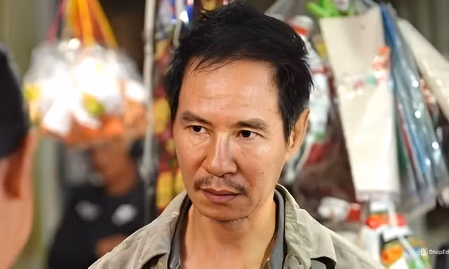 Chuyên gia quốc tế: 'Lý Hải còn gượng ép'