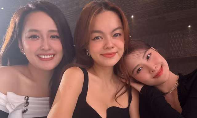 Mai Phương Thúy, Phạm Quỳnh Anh khóc trong lễ cưới Diễm My 9X