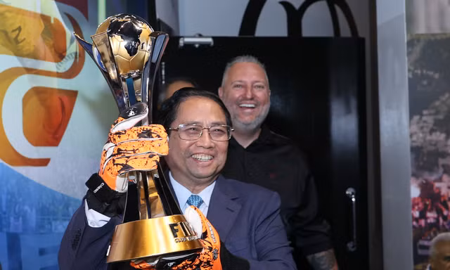 Thủ tướng: Nếu Việt Nam gặp Brazil tại chung kết World Cup...