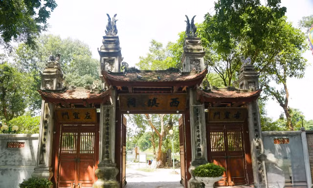 Khám phá 4 ngôi đền linh thiêng trấn giữ 4 phương Hà Nội