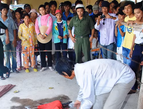 Khâm liệm cá ông