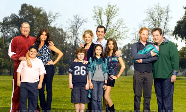 'Mad Men' và 'Modern Family' thống trị giải Emmy 2011