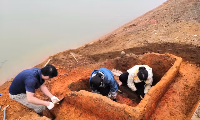 Yên Bái khai quật phế tích, phát lộ dấu tích lò nung cổ