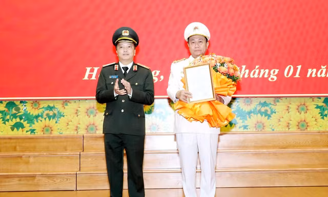 Triển khai quyết định của Bộ trưởng Công an về công tác cán bộ
