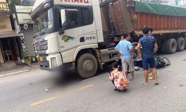 Tai nạn giao thông khiến một nữ giáo viên tử vong ở Yên Bái