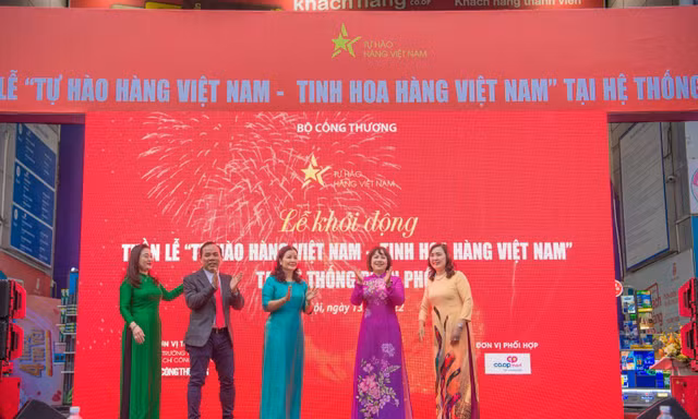 Khởi động tuần lễ 'Tự hào hàng Việt Nam - Tinh hoa hàng Việt Nam'