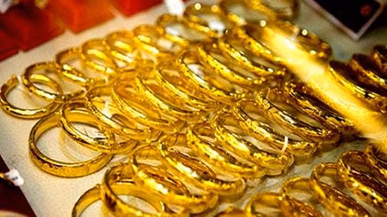 Giá vàng tuột đỉnh, nhà đầu tư còn lạc quan về triển vọng tuần tới?