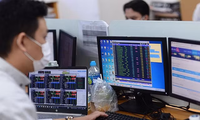Sẽ có doanh nghiệp 'đặc biệt' được niêm yết kể cả bị thua lỗ?
