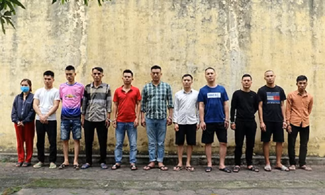Sới bạc 'hô biến' tờ một nghìn thành một triệu đồng