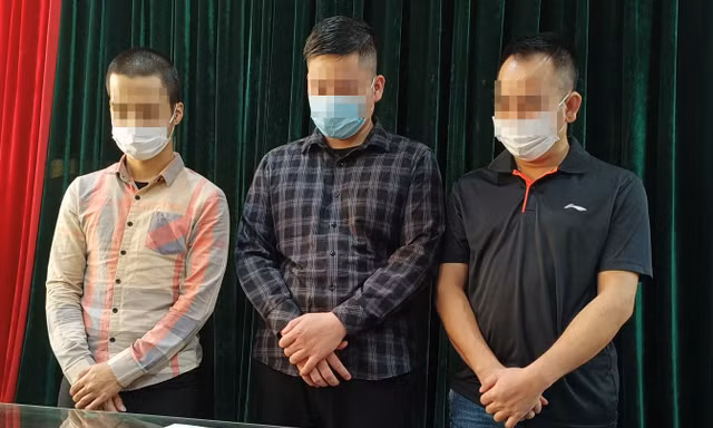 Thủ đoạn gây sức ép với chủ tịch phường, đội trưởng trật tự xây dựng của nhóm 'đếm tầng'