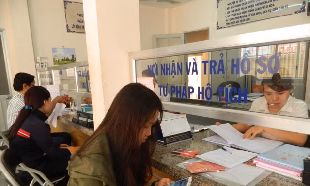 TPHCM công khai danh tính cán bộ nhũng nhiễu trên cổng thông tin điện tử
