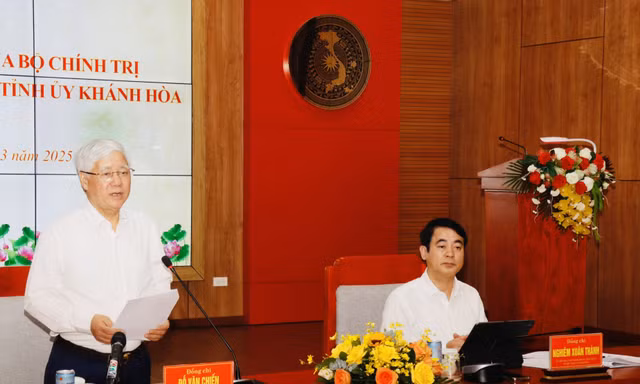 Công bố quyết định kiểm tra của Bộ Chính trị đối với Ban Thường vụ Tỉnh ủy Khánh Hòa
