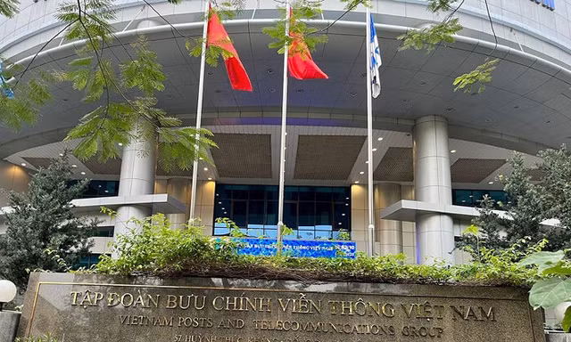 VNPT là một trong những tập đoàn thực hiện thí điểm tiền lương, thưởng. 