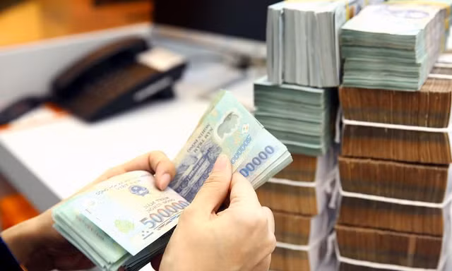 Tỷ lệ doanh nghiệp vay vốn ngân hàng giảm kỷ lục. (Ảnh minh hoạ, ST). 
