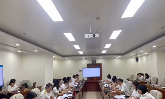 Toàn cảnh Hội nghị rà soát quy trình tiếp nhận, giải quyết và trả kết quả giải quyết thủ tục hành chính (TTHC) thuế theo cơ chế một cửa, một cửa liên thông (Quy trình một cửa).