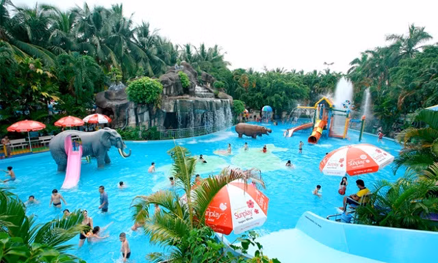  Chủ sở hữu công viên nước Đầm Sen nổi tiếng tại TP.HCM gây bất ngờ khi báo cáo lợi nhuận năm cao nhất trong lịch sử thành lập.