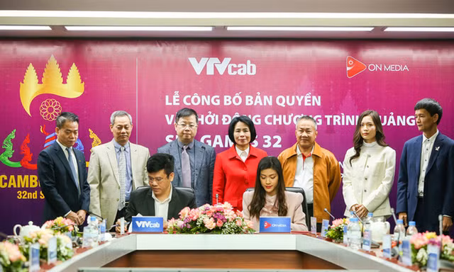 Họp báo công bố bản quyền truyền hình SEA Games 32 (Campuchia) tại Việt Nam sáng 7/1. (ảnh Hoàng Thanh Hà)
