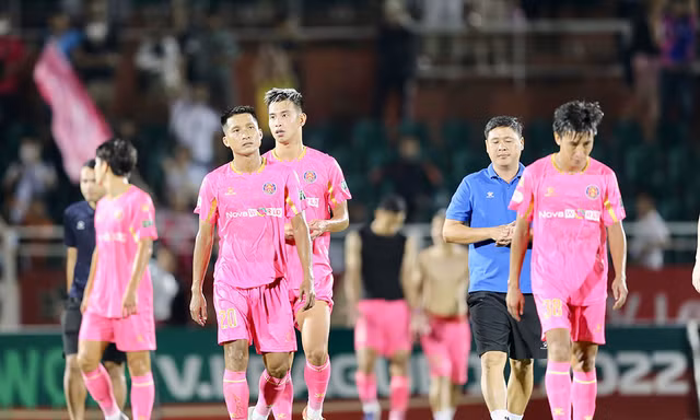 Sài Gòn FC từng nổi đình đám dưới thời HLV Vũ Tiến Thành giờ có nguy cơ rời giải hạng Nhất. (ảnh Anh Tú)
