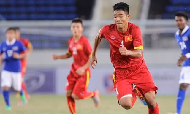 Tiền đạo Hà Đức Chinh trong màu áo U20 Việt Nam.
