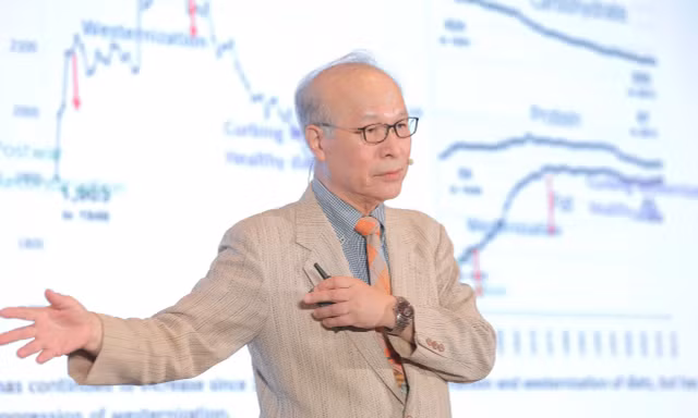 Giáo sư Nhật Bản tiết lộ cách làm người Nhật cao hàng đầu thế giới, khuyến cáo với Việt Nam