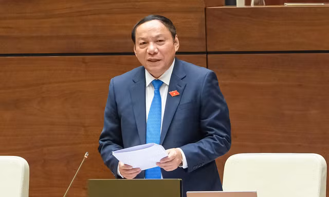 Bộ trưởng Bộ Văn hóa yêu cầu kiểm tra, theo dõi việc tổ chức các cuộc thi người đẹp, người mẫu