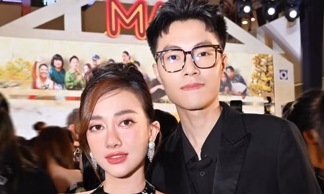 Phan Đạt dừng lại màn đấu tố 