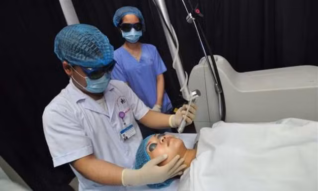 Nhiều kĩ thuật mới điều trị bệnh về da và thẩm mĩ 