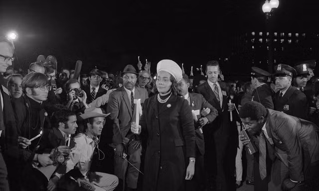 Biểu tình phản đối Chiến tranh Việt Nam: Ngăn Nixon dùng vũ khí hạt nhân?