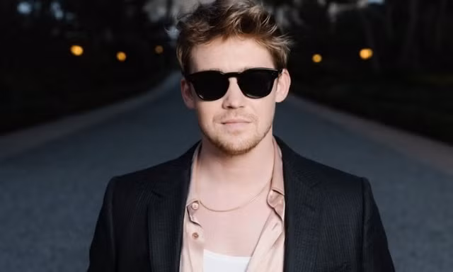 "Bạn trai cũ 6 năm" Joe Alwyn xuất hiện lịch lãm tại LHP Cannes hậu chia tay Taylor Swift