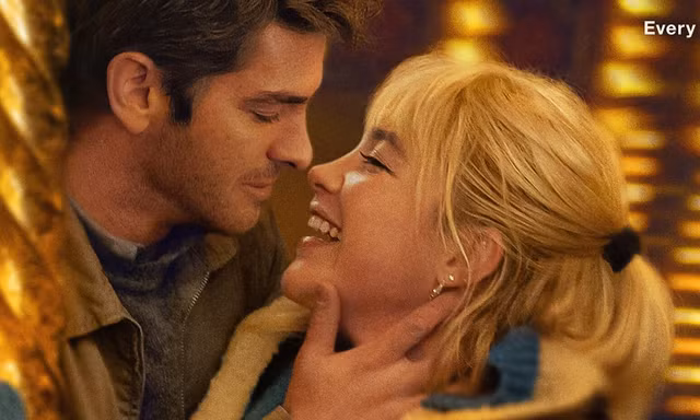 "Nhện Nhọ" Andrew Garfield nên duyên cùng hôn thê của Timothée Chalamet