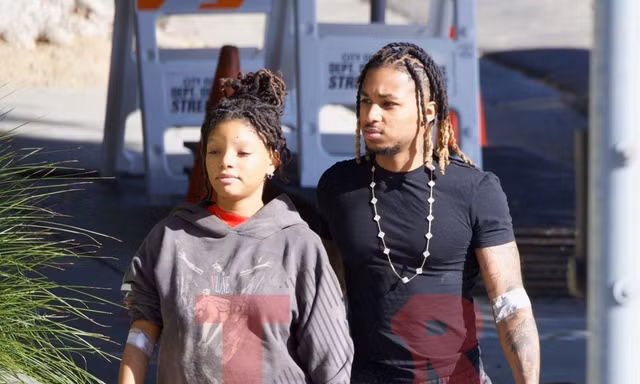 "Nàng tiên cá" Halle Bailey lộ diện mạo khác lạ, nghi vấn sắp làm mẹ ở tuổi 23