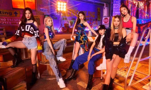 Debut cùng ngày với aespa, Bling Bling có cơ hội nào để trở thành “tân binh quái vật”?