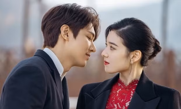Quân vương bất diệt