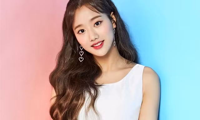 Naeun April
