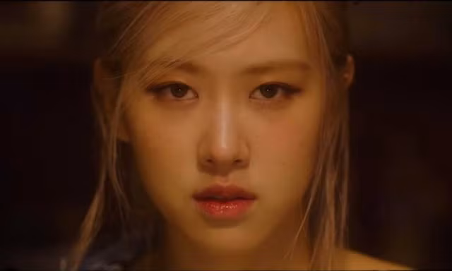 Chỉ 33 giây nhưng teaser riêng của Rosé cài cắm cực nhiều chi tiết liên quan tới BLACKPINK