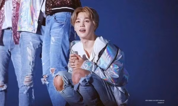 Đầu gối của idol K-Pop có bí quyết gì mà chịu được những động tác vũ đạo này?