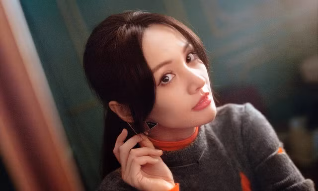 Chỉ một hành động giữa đêm, Trịnh Sảng lại khiến netizen đau đầu đoán ngược đoán xuôi