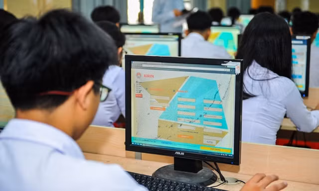 Hội thi “Học sinh, sinh viên thành phố với pháp luật” 2020: Đậm hiện đại, chuẩn sáng tạo