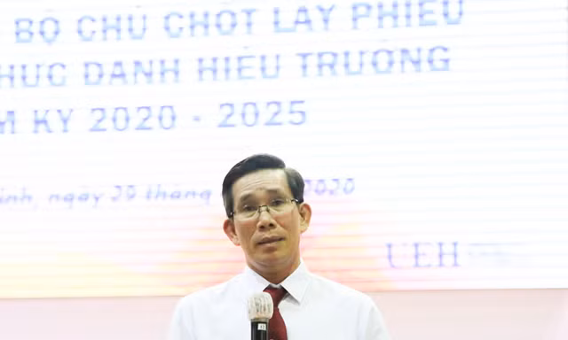 GS.TS. Sử Đình Thành tân Hiệu trưởng Trường Đại học Kinh tế TPHCM,
