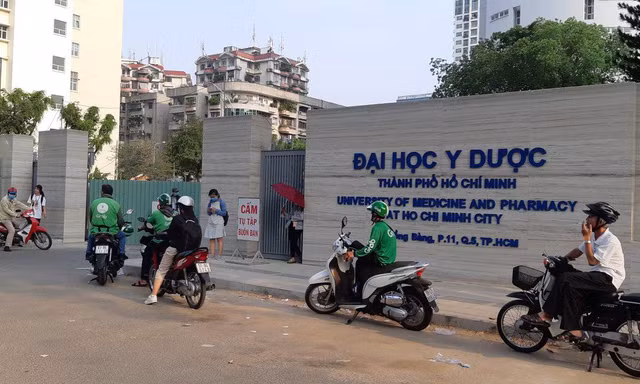 Trường ĐH Y dược TPHCM vừa mới bổ nhiệm thêm hai phó hiệu trưởng những vẫn chưa có hiệu trưởng
