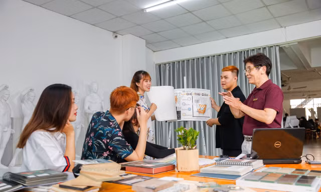 Nhiều trường đại học bắt đầu công bố điểm sàn xét tuyển