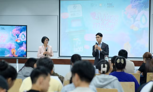 Người trẻ thiếu hiểu biết về sức khỏe 'Vùng mắc cỡ'