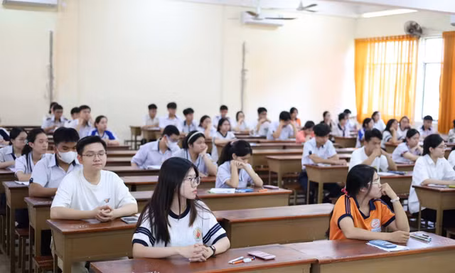 Trường ĐH Công nghiệp TPHCM công bố điểm sàn xét tuyển năm 2025