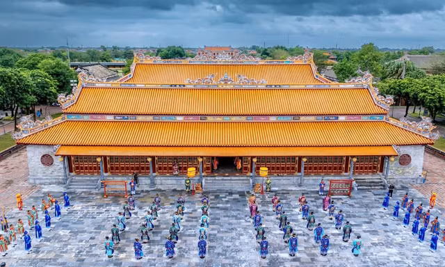 Kiên định mục tiêu phát triển gắn với bảo tồn di sản văn hóa, cảnh quan, môi trường