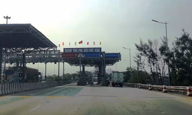 UBND tỉnh TT-Huế đã có văn bản kiến nghị lùi thời gian điều chỉnh tăng giá vé qua trạm thu phí Bắc Hải Vân.