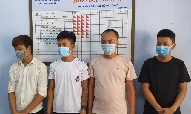 Nhóm đối tượng trong đường dây cá độ do Nguyễn Trung Hiếu cầm đầu bị công an bắt giữ