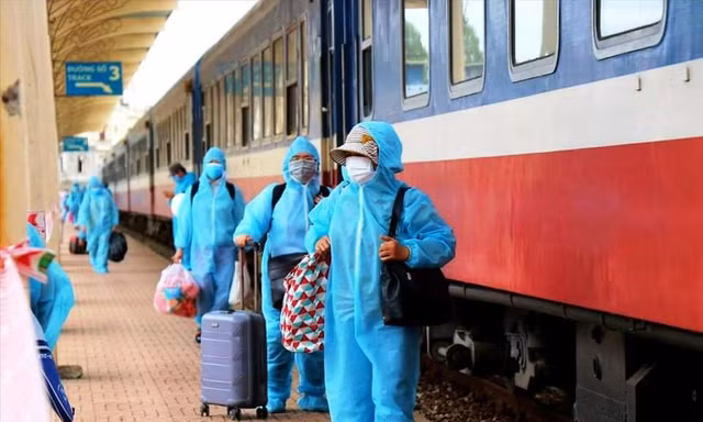 TT-Huế thực hiện trở lại chương trình đón công dân từ TPHCM về quê, ưu tiên cho các thai phụ