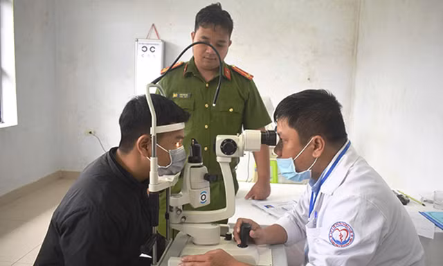 TT-Huế phạt 254 thanh niên gần 3 tỷ vì 'trốn' khám nghĩa vụ quân sự